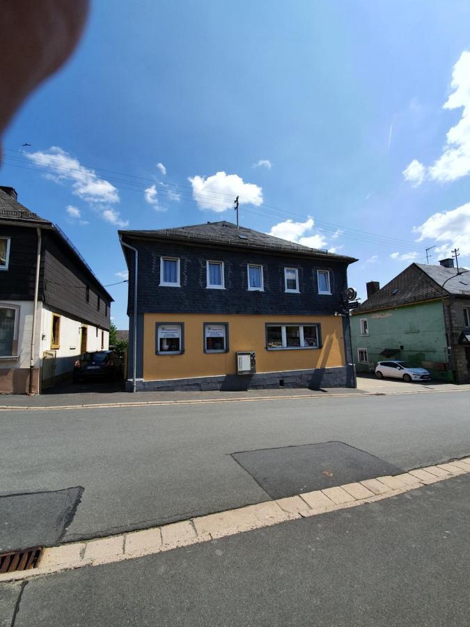 Gaestehaus Weisses Lamm - Monteurzimmer Nordhalben Extérieur photo