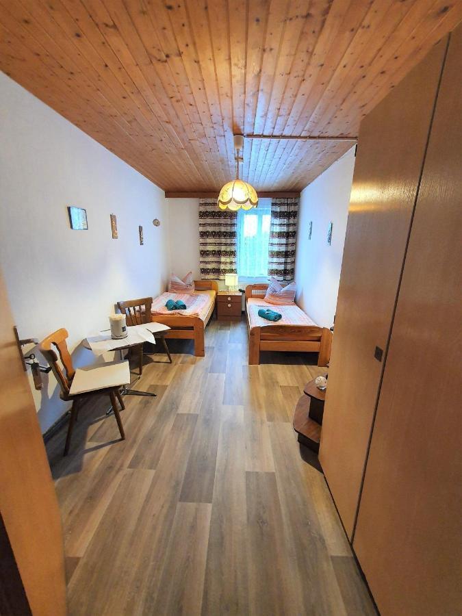 Gaestehaus Weisses Lamm - Monteurzimmer Nordhalben Extérieur photo
