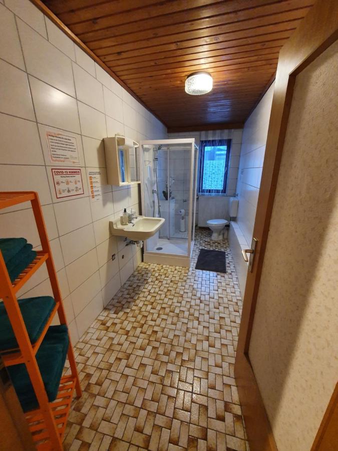 Gaestehaus Weisses Lamm - Monteurzimmer Nordhalben Extérieur photo
