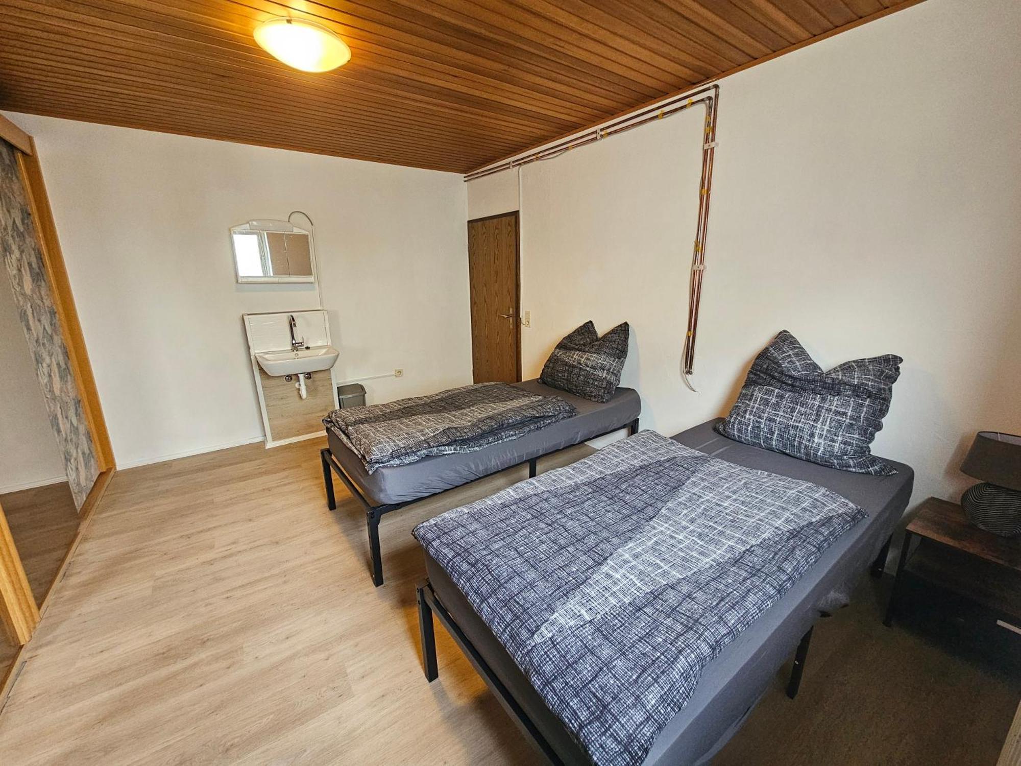 Gaestehaus Weisses Lamm - Monteurzimmer Nordhalben Extérieur photo
