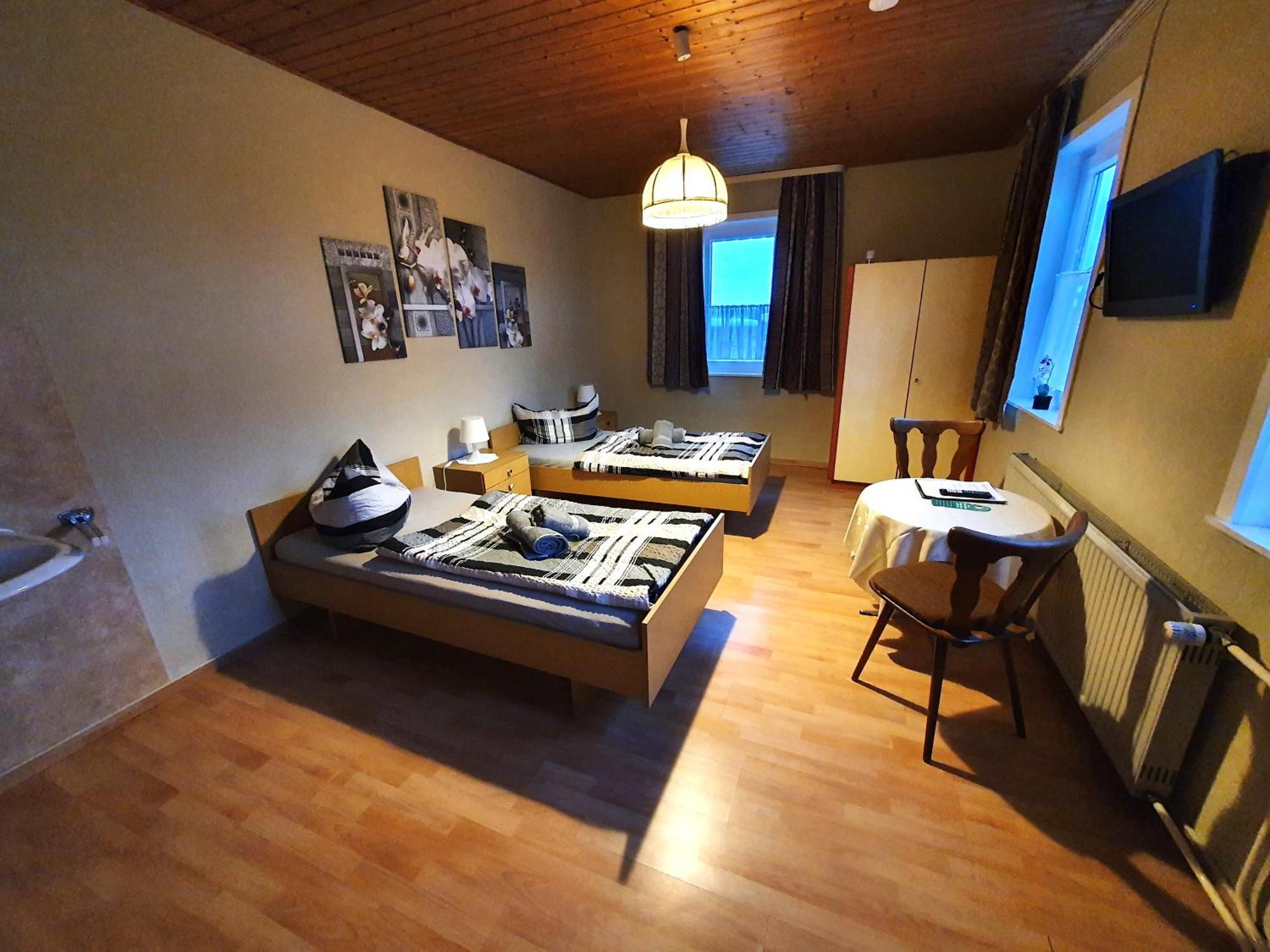 Gaestehaus Weisses Lamm - Monteurzimmer Nordhalben Extérieur photo